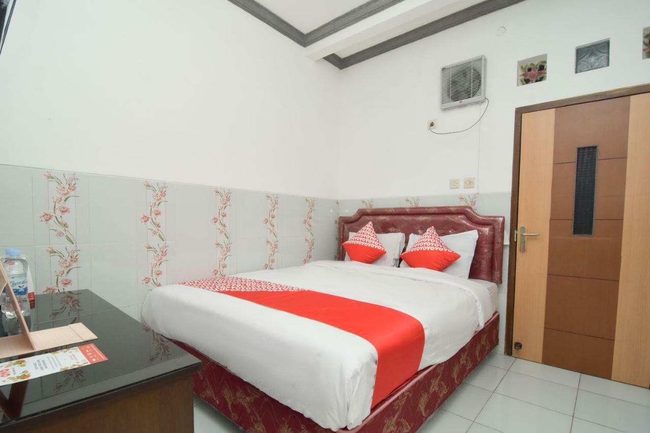 Dua Putri Villa Pasuruan Exterior foto